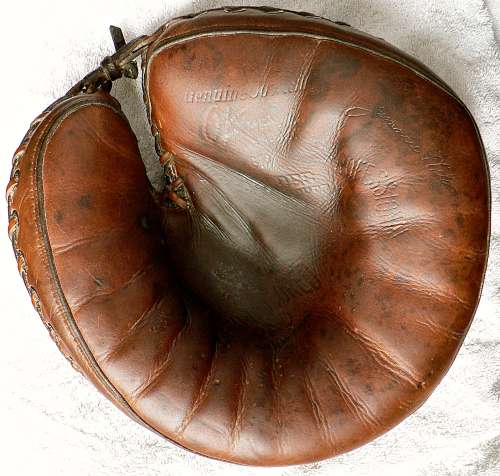 Jimmie Wilson OK Catchers Mitt Front