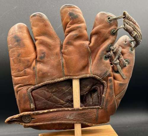 Bernie Berardino Sisler Hummel Sporting Goods Back