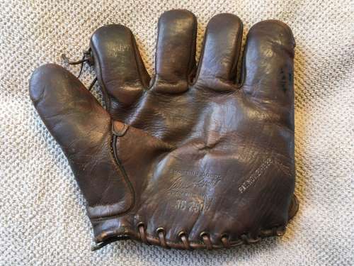 Bill Hatch Sporting Goods JS250 Front