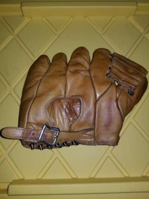 Charles Ruffing H&P 850F Back