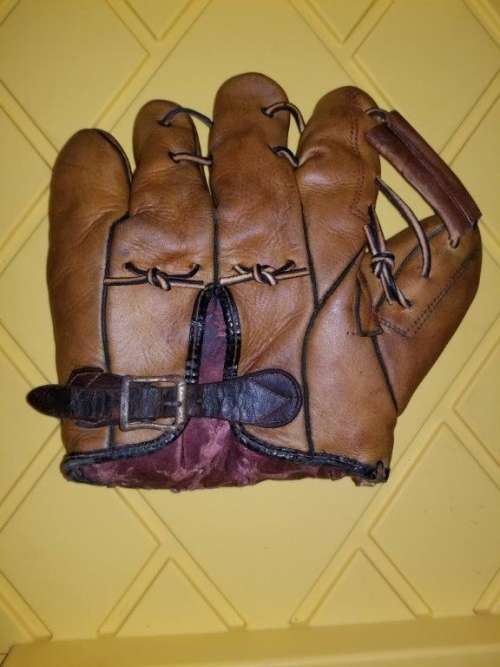 Chas. Gehringer Back