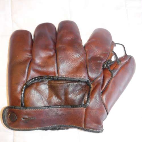 Ed Maynard B&B Sporting Goods 15 Boston Back