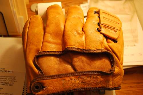 Graton and Knight Star Player 563C Back