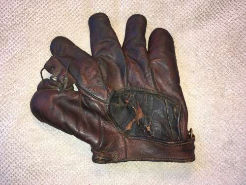 Grommet Web Lefty Back