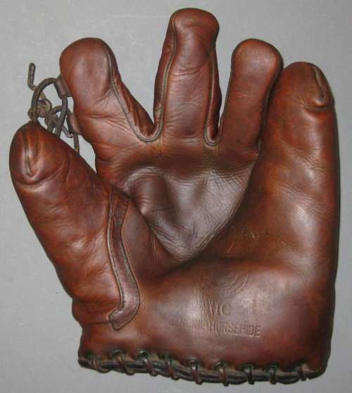 Kiki Cuyler Treman King Front