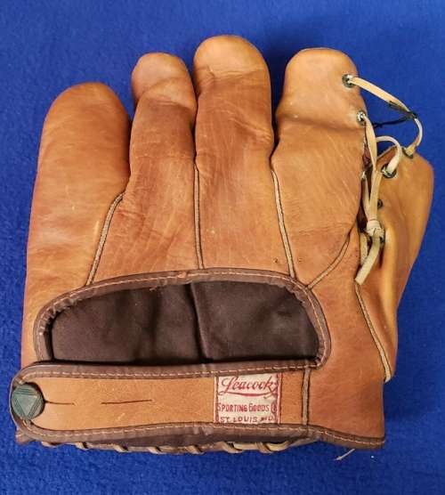 Leacock Semi Pro Back