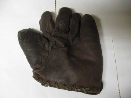 Lon Warneke Jr. Glove Front