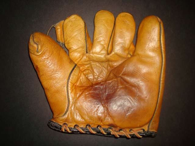 Lon Warneke Junior Model 100 Front