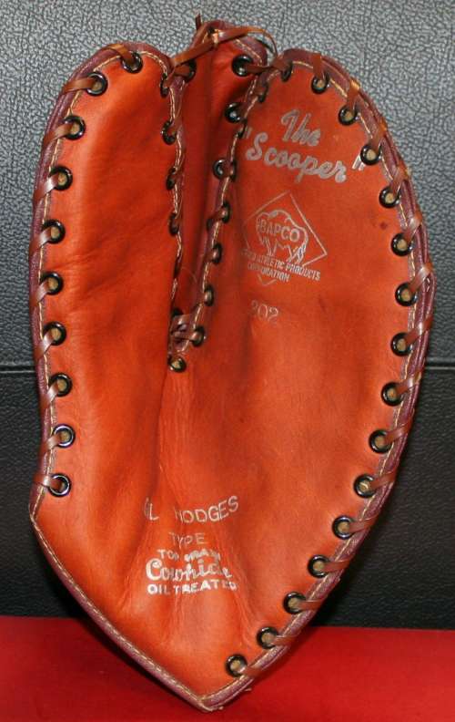 Gil Hodges Bapco 202 Front