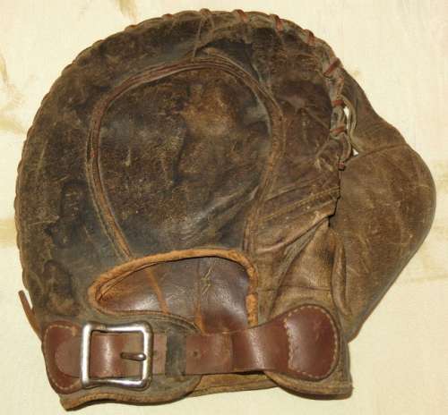 Semi Pro Basemitt Back