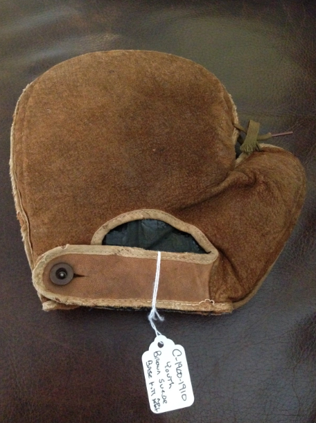 Youth Basemitt Back