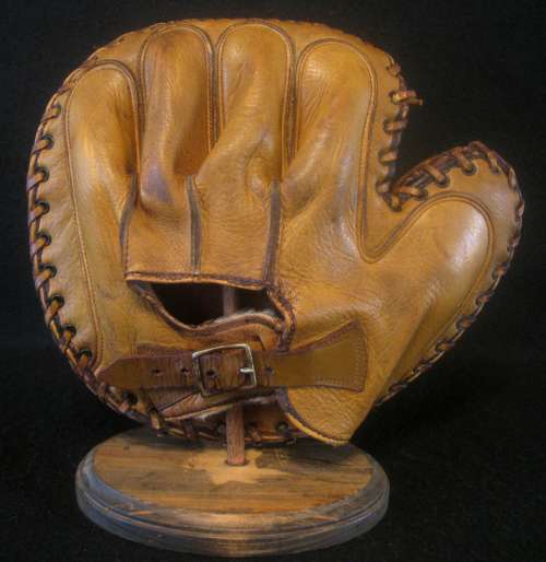 Jack Ernst Catchers Mitt Back