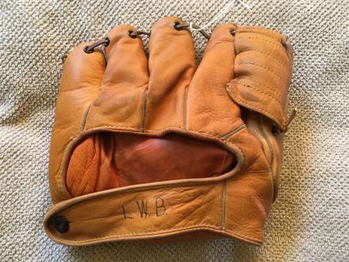 Tommy Holmes Hiawatha A25-1952 Back