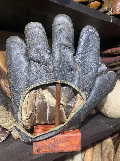 Paul Waner Pennant 1 Inch Web Back