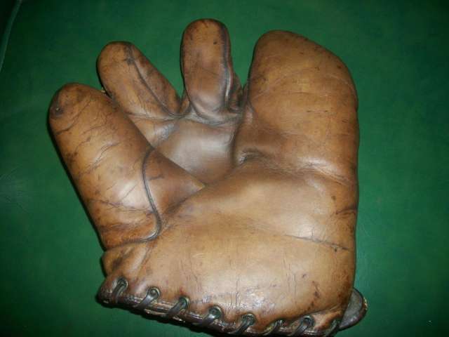 Jimmy Dykes Reach 3 Front