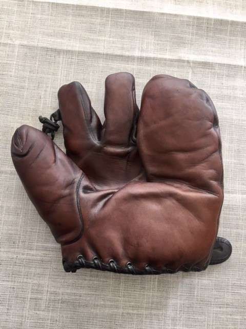 Reach 3 Finger Front