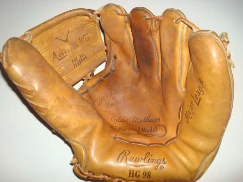 Eddie Mathews Rawlings HG98 Personal Model Front