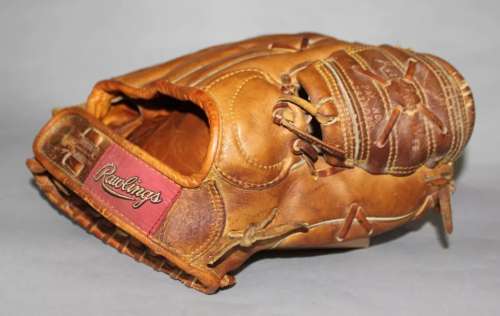 Harvey Haddix Rawlings HH Back