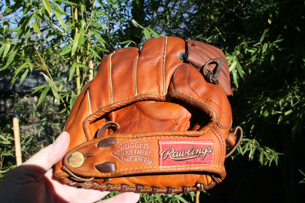 Rawlings PM2 Back Rawlings Baseball Glove Collector Gallery
