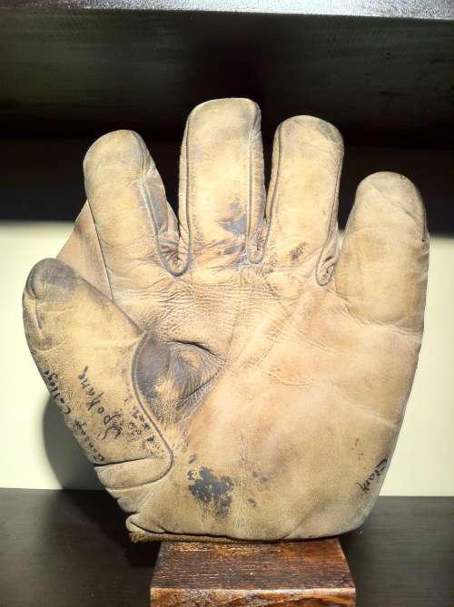 A.J. Reach Full Web Light Front