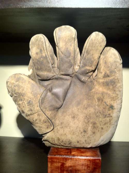 A.J. Reach Full Web Light Front