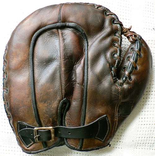 Joe Kuhel A.J. Reach Basemitt Back