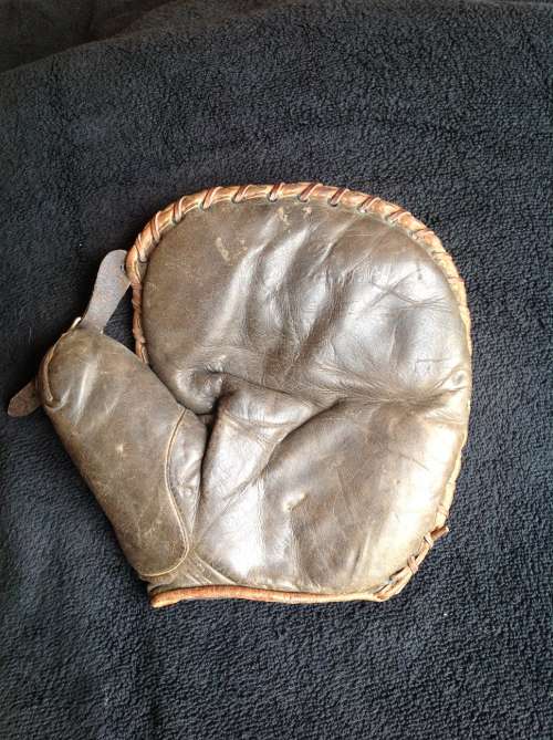 Reach 4P Basemitt Front