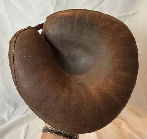 A.J. Reach 5-A Catchers Mitt Front