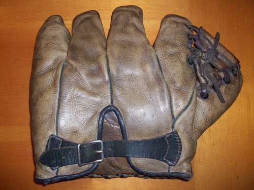 Odell Hale Reach AW Back