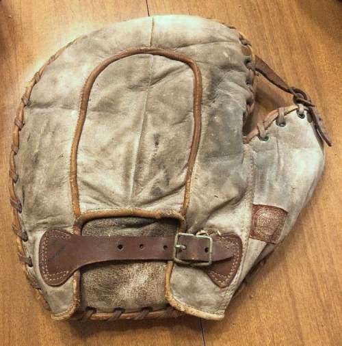 Spalding AXP Basemitt Back