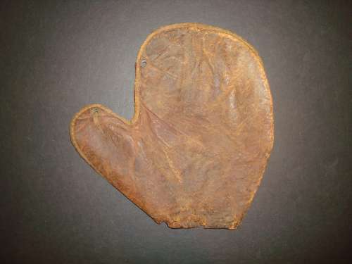 Spalding Early Youth Basemitt Front