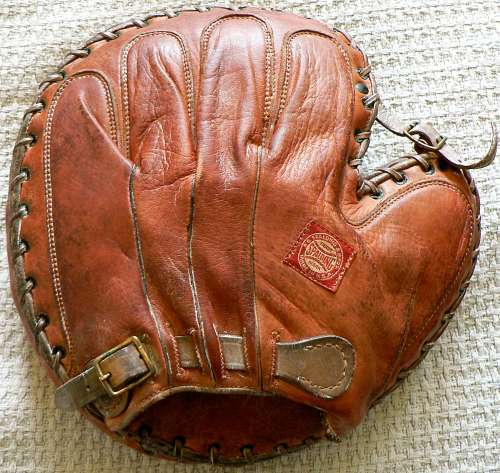 Spalding 12/0 Honor Back