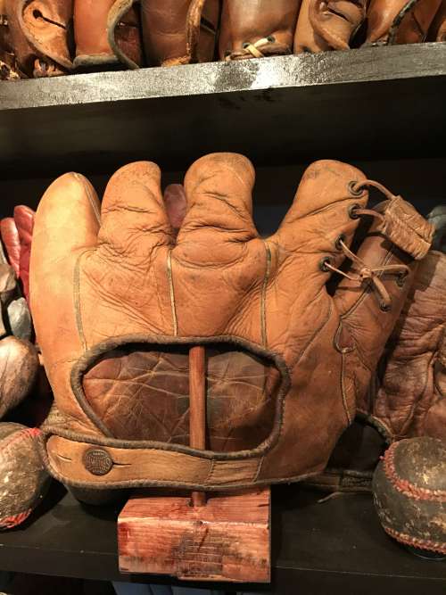 Joe Cronin Spalding Back