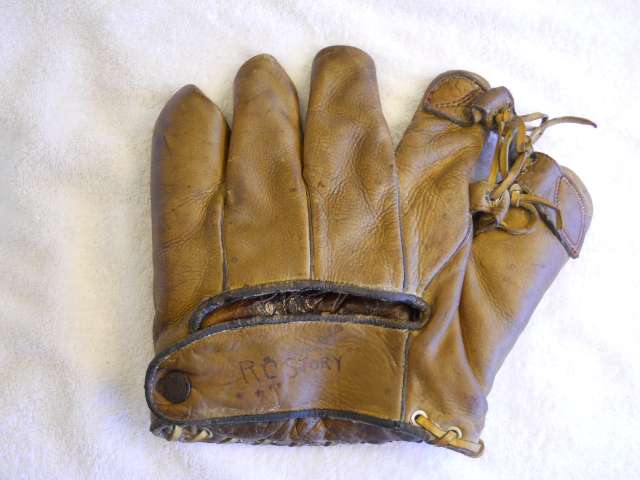 Mickey Cochrane Spalding Back