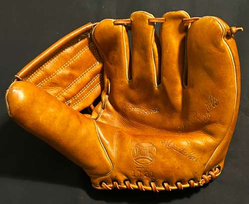 Phil Rizzuto Spalding 1121 Front