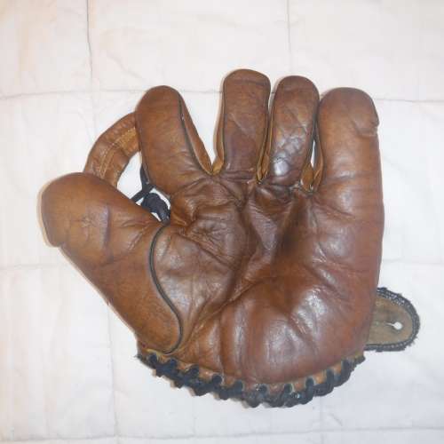 Pinky Higgins Spalding 152 Front