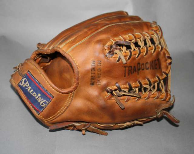 Roger Maris Spalding 42-107 Back
