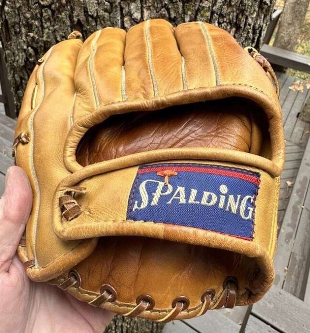Roger Maris Spalding 42-137 Back