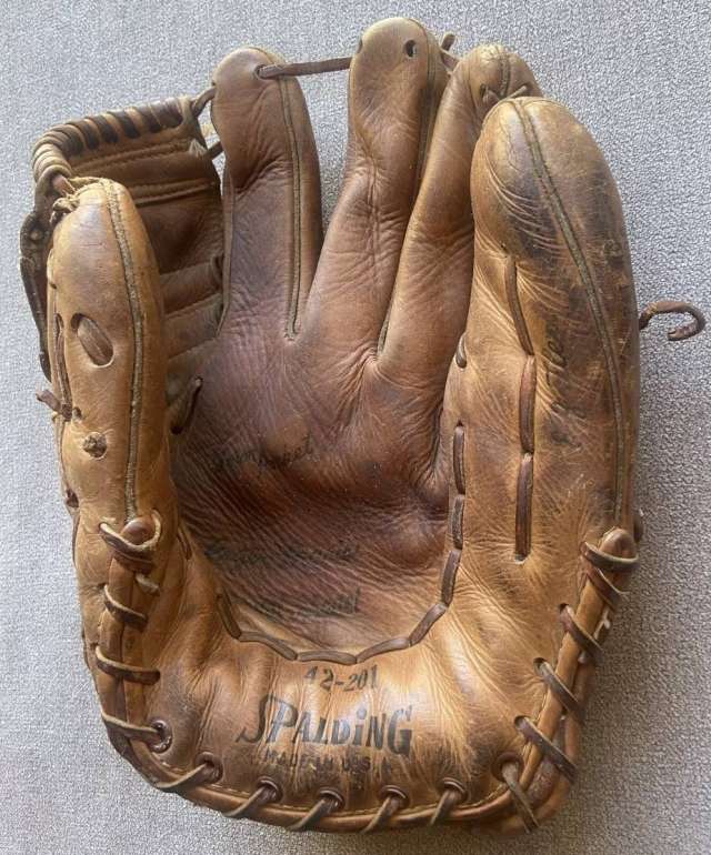 Roger Maris Spalding 42-201 Personal Model Front