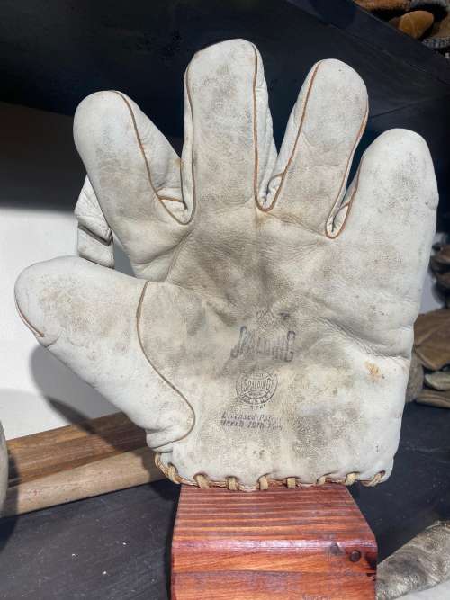 Spalding 1 Inch Web White Front