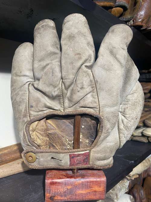 Spalding Full Web Back