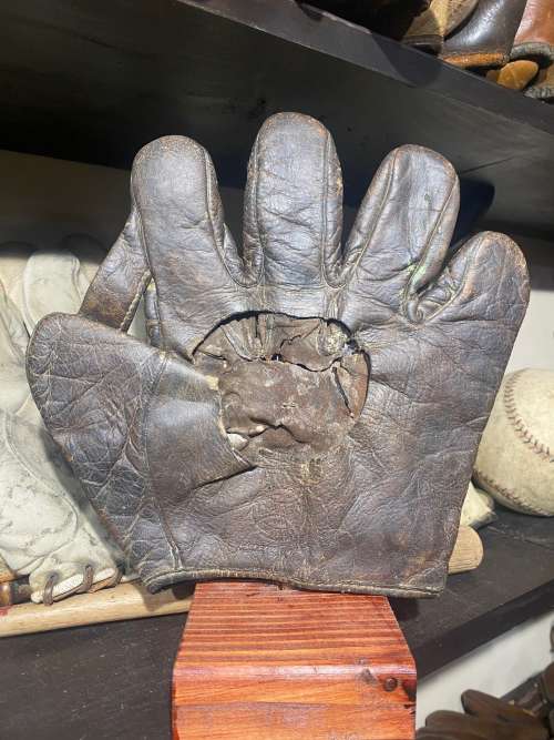 Spalding Hole in Palm 1 Inch Web Front Aaron