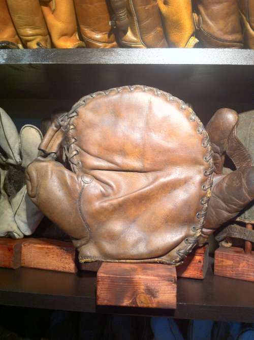 Chas Lefty Grimm Stall & Dean Basemitt Front