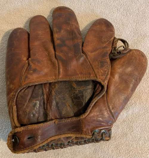 Grover Cleveland Alexander Stall & Dean Speed Model Back