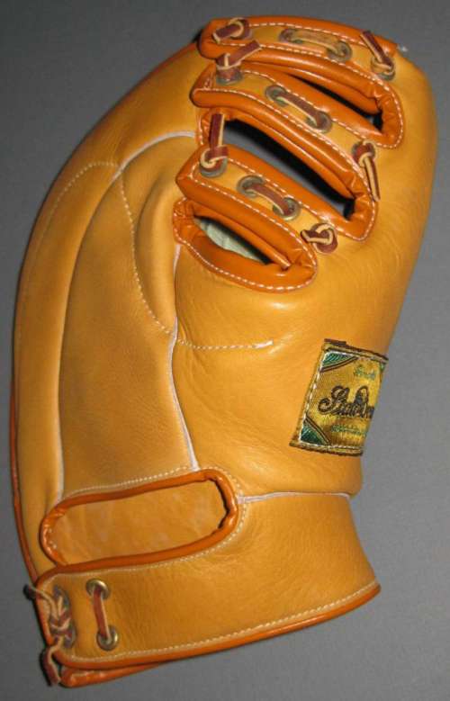 Stall & Dean 7638 Back