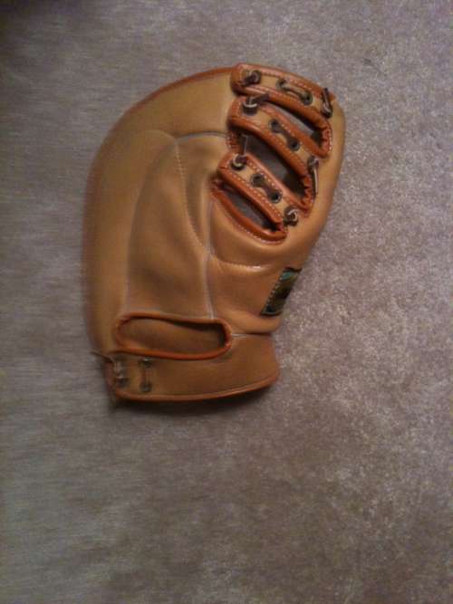 Stall & Dean 7638 Snare All Basemitt Back