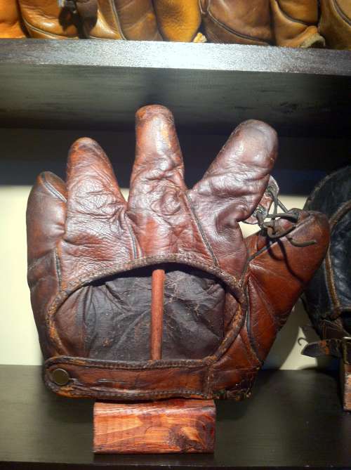 Stall & Dean 8051 Back