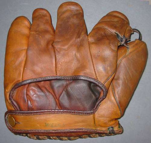 Stall & Dean 8066 Back