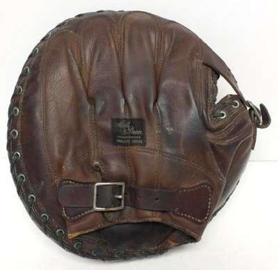 Stall & Dean Buckle Web Catchers Mitt Back