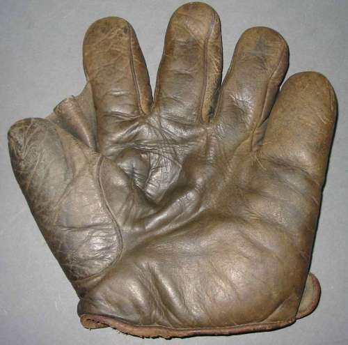 Stall & Dean Full Web Olive Front